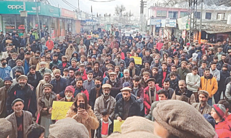 Residents Protest in Gilgit Over Prolonged Power Outages and Severe Water Shortages